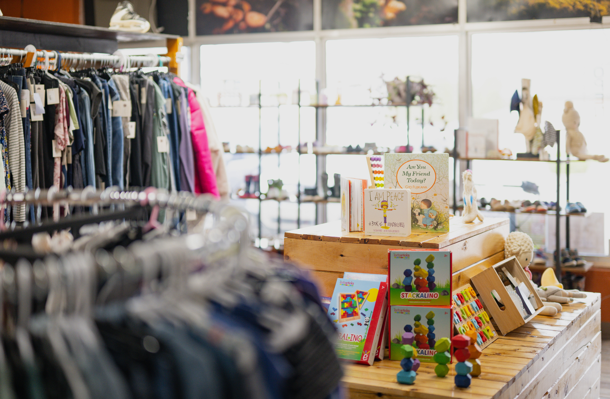 Little Agate Clothing Store providing parents with year-round consignment  shopping